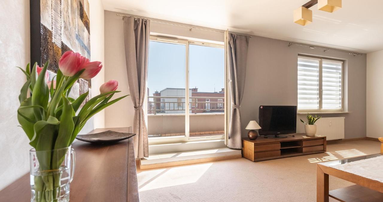 Apartment In The Heart Of Гданьск Экстерьер фото